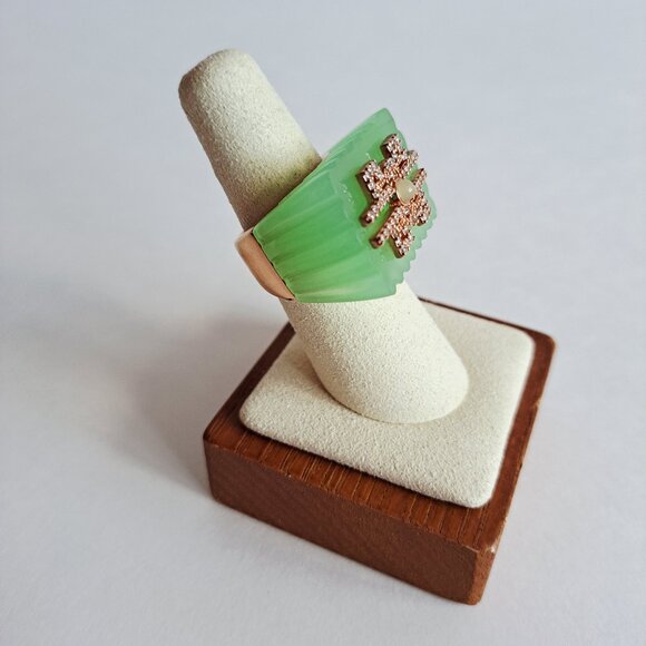 Angelique De Paris Green Resin Rectangular Ring Size 7 - Picture 10 of 16